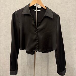 Woven Satin Cropped Button-Front Shirt - Black
